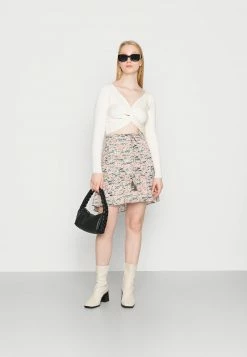 Even&Odd Damen WRAP FRONT JUMPER - Strickpullover - White -Even&Odd Verkäufe 2024 027cba75165043f89d43c4207e875c95