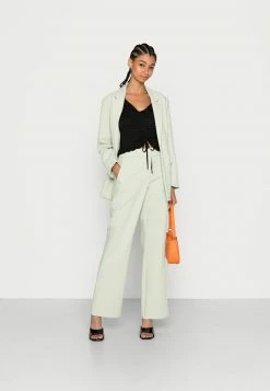 Even&Odd Top - Black | Damen 8 Even&Odd Top - Black | Damen -Even&Odd Verkäufe 2024 04179bea751a4b7a9eaac27ea7953ace