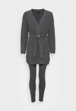 Even&Odd Damen CARDIGAN & LEGGINGS SET - Strickjacke - Mottled Dark Grey -Even&Odd Verkäufe 2024 0b08ad85919b4ec0b2e7d100226b5ee4