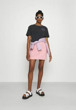 Even&Odd T-Shirt Print - Black | Damen 8 Even&Odd T-Shirt Print - Black | Damen -Even&Odd Verkäufe 2024 1f642092dfc740cfae05ca77b75fa22e