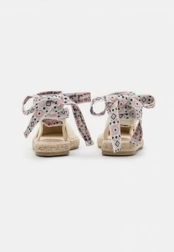 Even&Odd Riemensandalette - Offwhite | Damen -Even&Odd Verkäufe 2024 21db8bc1ceed476aba70aeb21e22621a