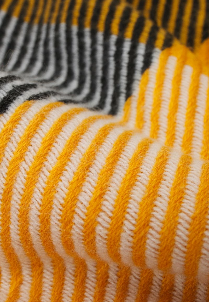 Even&Odd Damen Schal - Yellow/red 6 Even&Odd Damen Schal - Yellow/red – Bild 4