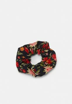 Even&Odd Damen SET - Stoffmaske - Black 9 Even&Odd Damen SET - Stoffmaske - Black -Even&Odd Verkäufe 2024 87f3ca92c96d471a8bc8a6e6ab7ac6ee