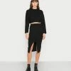 Even&Odd Damen SET SKIRT AND CROPPED JUMPER - Strickpullover - Black -Even&Odd Verkäufe 2024 89a80b196c70489eb55acf3456776459