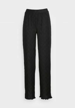 Even&Odd Damen Plisse Scallop Hem Trouser - Stoffhose - Black 10 Even&Odd Damen Plisse Scallop Hem Trouser - Stoffhose - Black -Even&Odd Verkäufe 2024 8c6613d5da9b445289742ec1af17adcf