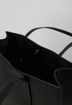 Even&Odd Shopping Bag - Black | Damen 12 Even&Odd Shopping Bag - Black | Damen -Even&Odd Verkäufe 2024 8c858e1cf7384028b9b6a934f4856978