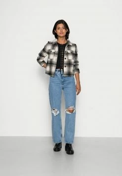 Even&Odd Top - Black | Damen 8 Even&Odd Top - Black | Damen -Even&Odd Verkäufe 2024 8d7374c76bd64b2da36fa594ce554adb