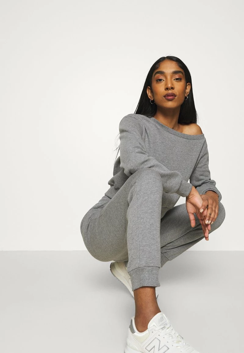 Even&Odd Damen Off Shoulder&Jogger Set - Sweatshirt - Mottled Grey 8 Even&Odd Damen Off Shoulder&Jogger Set - Sweatshirt - Mottled Grey – Bild 6