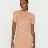 Even&Odd Damen PERKIN NECK SHORT SLEEVE DRESS - Strickkleid - Camel -Even&Odd Verkäufe 2024 923403aba0d84046a6b6f092408901f9