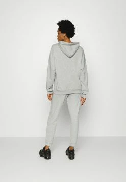 Even&Odd Damen REGULAR FIT JOGGERS - Jogginghose - Mottled Light Grey -Even&Odd Verkäufe 2024 a8ea4ddf9dd14c12957a5ff5a7692a5c