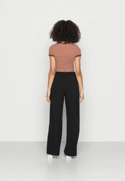 Even&Odd BELT DETAIL WIDE LEG PANTS - Stoffhose - Black | Damen 9 Even&Odd BELT DETAIL WIDE LEG PANTS - Stoffhose - Black | Damen -Even&Odd Verkäufe 2024 a9855e632de94b4d8943728ce35404ce