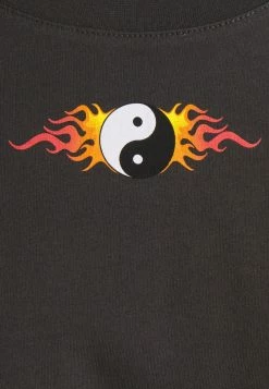 Even&Odd Damen CLARE YIN YANG FLAMES SMALL PRINT TEE / 801 - ANTHRACITE - T-Shirt Print - Anthracite -Even&Odd Verkäufe 2024 b2e2feb167204c03b80f9888b8643b15