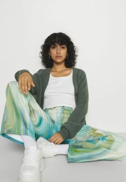 Even&Odd Damen BUTTON THROUGH CARDIGAN - Strickjacke - Green 11 Even&Odd Damen BUTTON THROUGH CARDIGAN - Strickjacke - Green -Even&Odd Verkäufe 2024 b4f8e5a9cf1c4e7f84eb1d3e33791cd8