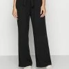 Even&Odd BELT DETAIL WIDE LEG PANTS - Stoffhose - Black | Damen -Even&Odd Verkäufe 2024 e8d7914b9bd54216af453e99646a500d