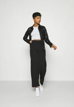 Even&Odd Damen T-Shirt Basic - White -Even&Odd Verkäufe 2024 e9c08e6a29b2472aac5ba5e1939c48b5