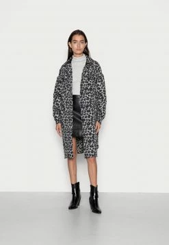 Even&Odd Langarmshirt - White | Damen 8 Even&Odd Langarmshirt - White | Damen -Even&Odd Verkäufe 2024 eca6da7f14fc4582b8722adeb2d7cb8a