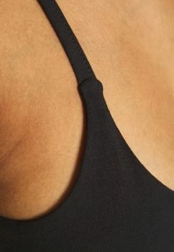 Even&Odd Top - Black | Damen 11 Even&Odd Top - Black | Damen -Even&Odd Verkäufe 2024 f3b9ffce78d54c6fa1eac66cb17ab933